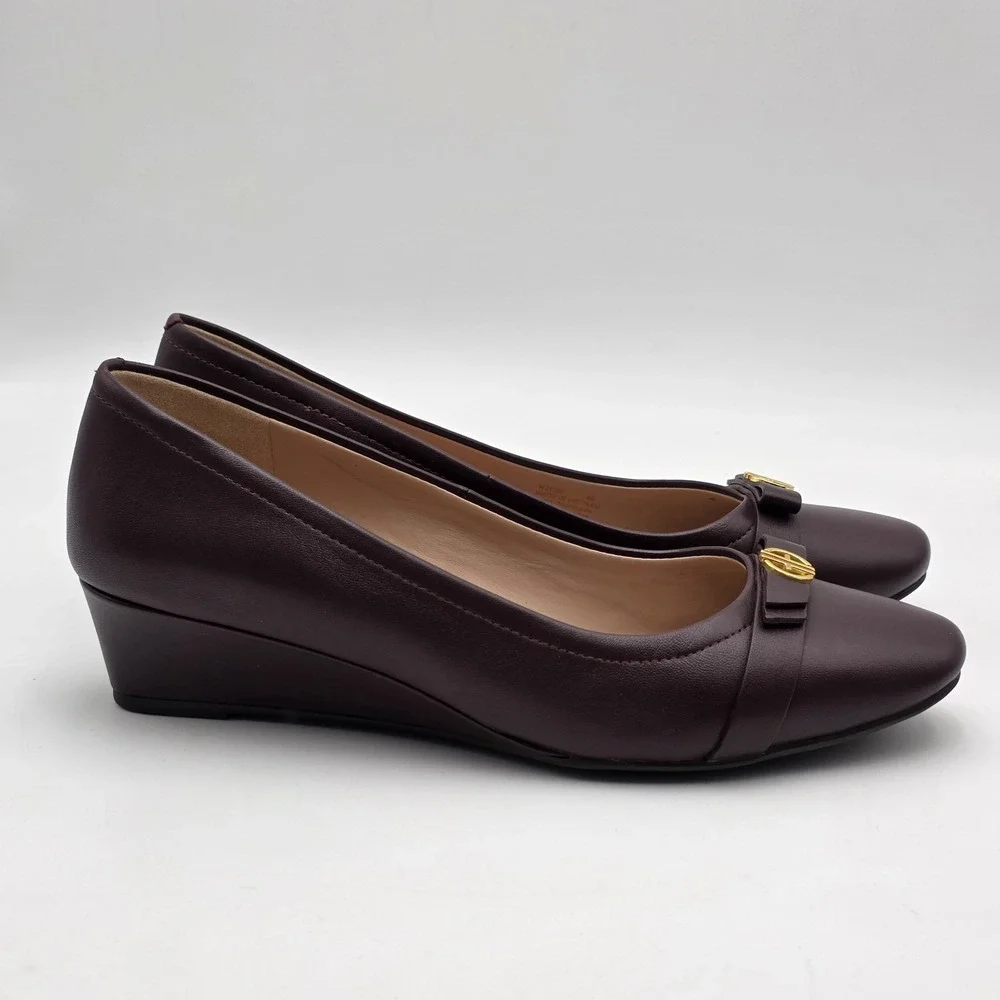 Cole Haan Burgundy Leather Wedge Pumps Gold Logo Hardware Women's Size 8